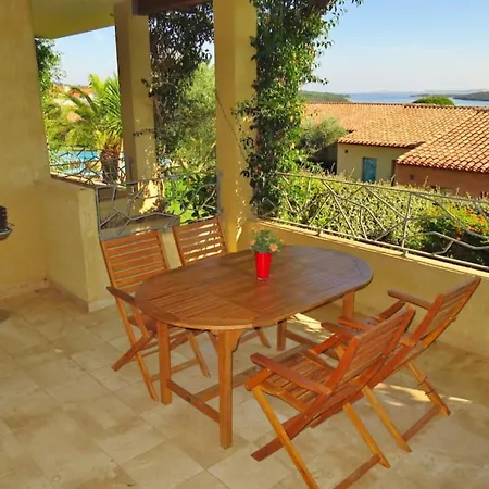 Seaview Apartment *